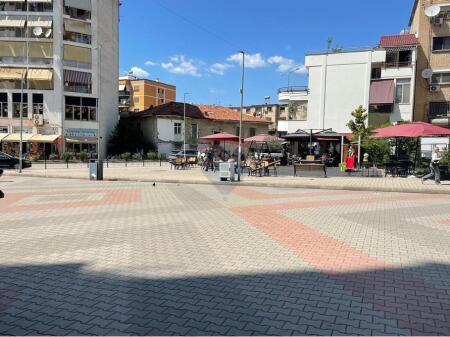 Negozio in affitto - Ex Mercato Elettrico, Tirana
