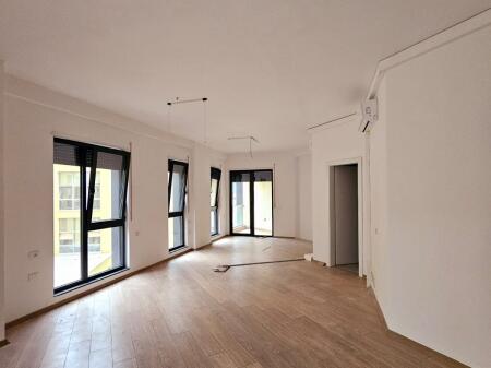 Open Space for Rent – Center (Behind the 15-Story Building), Tirana