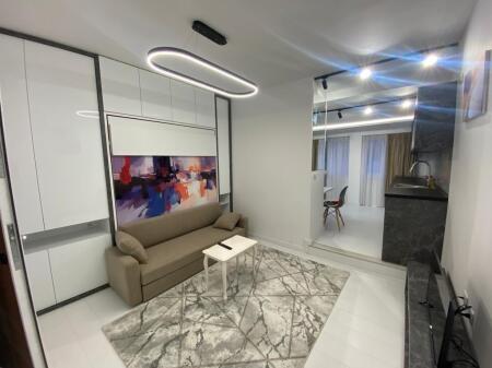 Shitet studio  Siperfaqe neto 38m2 Kati 10 ( jo I fundit) Kompleksi Delijorgji Cmimi 115,000€