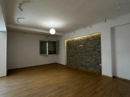 JEPET ME QERA APARTAMENT SELITE