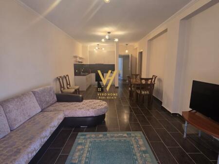 JEPET APARTAMENT 2+1 ME QIRA NE KOMBINAT 45.000 LEKE