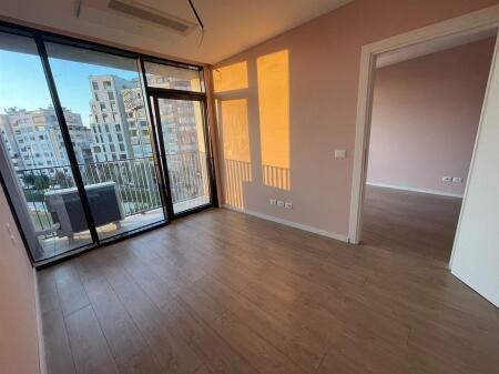 🏡 Office Space for Rent at Lake View Residence Complex