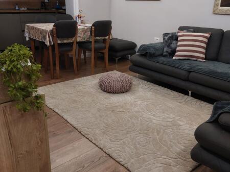 🏠 Jepet me qira apartament 2+1 – Rruga e Bogdaneve, Tiranë
