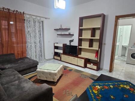 APARTAMENT ME QERA 1+1 BRRYL 400 EURO