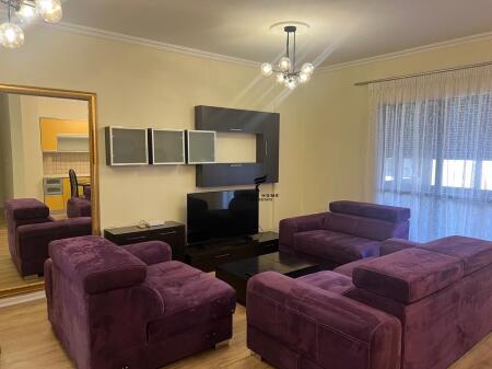 APARTAMENT ME QERA 1+1 21 DHJETORI 600 EURO