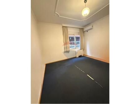 Tirane, locale commerciale in affitto 2° piano, 182 m² 1.500 € (ID: 530291049-14)