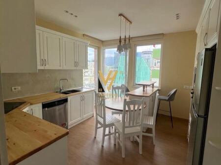 JEPET APARTAMENT LUKSOZ 2+1+2 ME QIRA NE ISH BLLOK 1.300 EURO