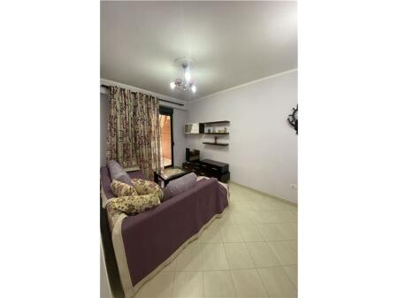 Apartament 2+1 per qira tek Kompleksi Delijorgji, Rruga e Kavajes.