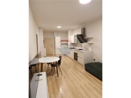 Apartament 1+1 me qira Rruga Tefta Tashko !