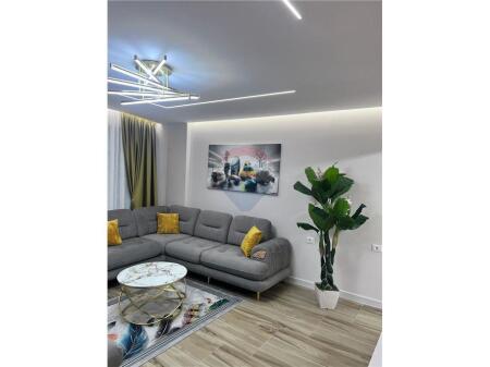 Ofrohet apartament 1+1 me qira prane qendres!.