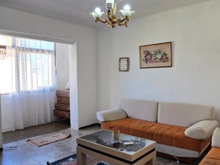 🚪Shitet Apartament 1+1 – Tek Pazari i Ri