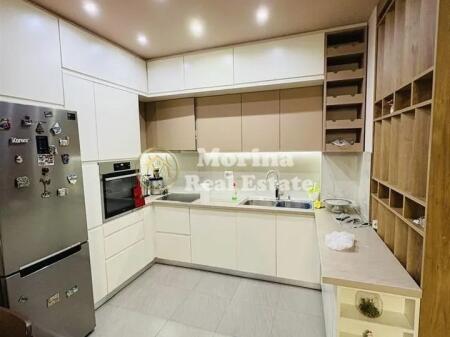 Qera, Apartament, 2+1, Komisariati Nr,4, 600 euro/muaj