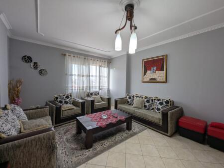 APARTAMENT 3+1+2 PER QIRA NE FRESK