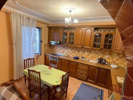 Vicino a QTU, si affitta casa privata 2+1! 300 Euro