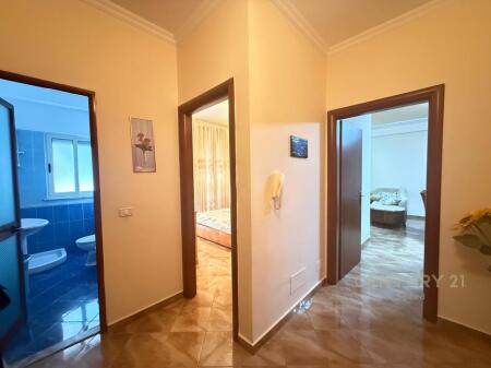 Apartament për Qira 1+1 tek Rruga 5 Maji!