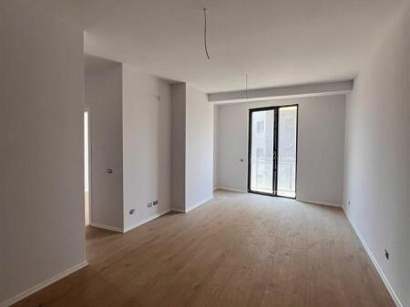 Apartment 2+1 for sale in Mine Peza Residence, on Mine Peza street!