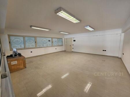 We rent out warehouses near the Customs of Tirana, Vore