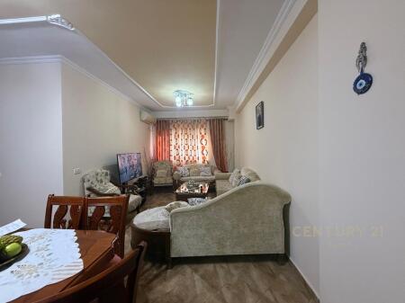 Apartament 1+1 me Qira tek Rruga 5 Maji – 450 €/Muaj