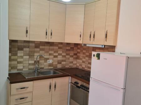 STUDIO FOR RENT - UNITED SCHOOL