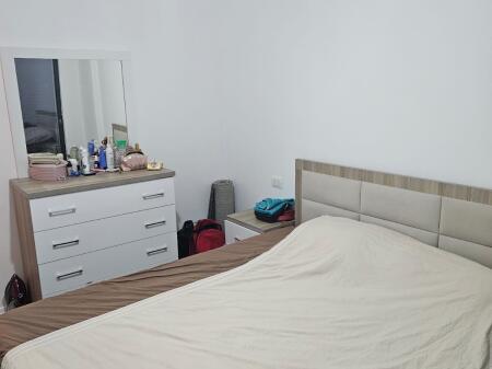 Jepet Me Qera Apartament 1+1+1 Ballkon