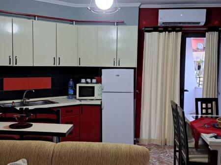 Jepet me qera apartament 2+1 në Don Bosko!