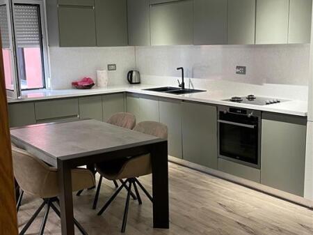 Jepet super apartament 2+1+2 me qera tek Palestra Unik, yzberisht