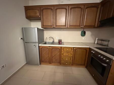 APARTAMENT 2+1 ME  ME QIRA | Prane Pazarit te Ri*