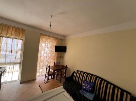 APARTAMENT ME QERA 1+1 5 MAJI 450 EURO