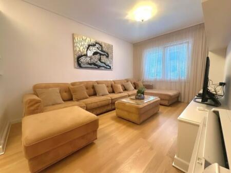 Japim me qera super apartament 2+1, 21 dhjetori