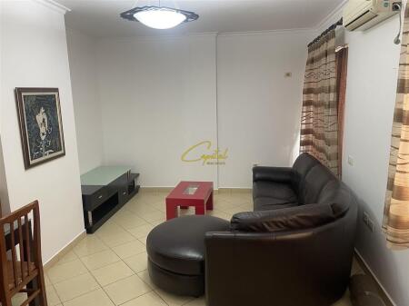 APARTAMENT ME QERA 2+1 +2 SHKOLLA E BASHKUAR 45.000 LEKE