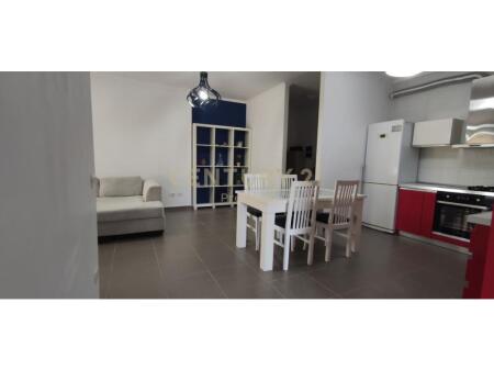 APPARTAMENTO 2+1+2 IN AFFITTO – VICINO ALLA CITTÀ DEGLI STUDENTI, TIRANA