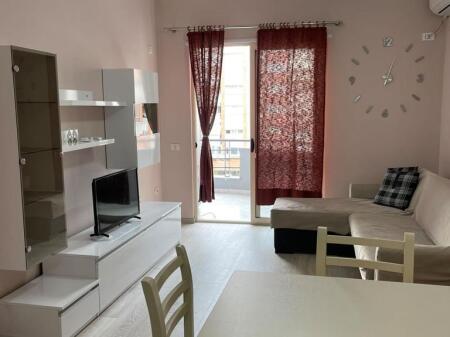 Jepet me qera apartament 1+1 ne Astir te kompleksi "Eja Studio"