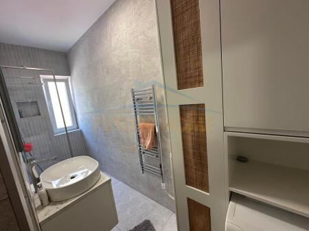 Qera, Apartament 2+1, Rr.Durresit, Tiranë