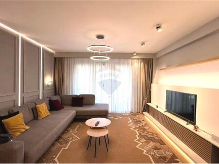 APARTAMENT 2+1+2 PARKIME PER QIRA TEK MYSLYM SHYRI