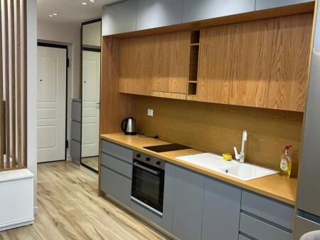 super apartament me qira 2 minuta nga qendra