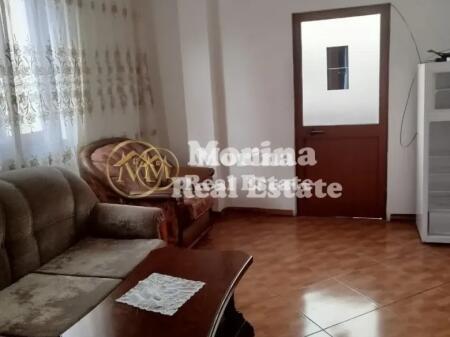 Qera ,Hyrje private  1+1,5 Maj , 250 Euro/Muaj
