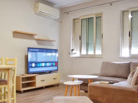 APARTAMENT ME QERA 1+1 KOMUNA PARISIT 600 EURO