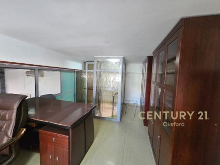 Locale Commerciale in Affitto – Don Bosco, Tirana