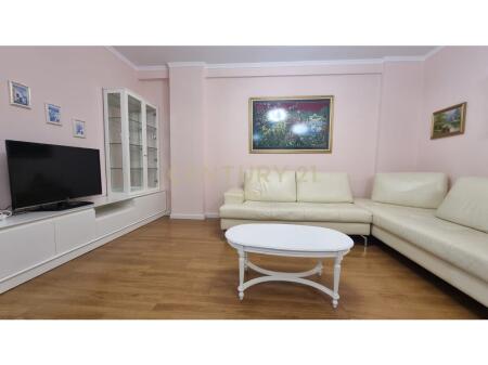 LEDA (Impact121457) Apartament 2+1 Me Qira në Rrugën Mihal Grameno, Tiranë - 700€!