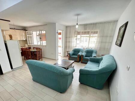 Apartment 2+1 for rent! Kamza turn. 400 Euro