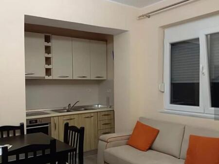 Appartamento 1+1 in affitto Via Gjon Buzuku, (Via di Dibra) Prezzo: 450 euro