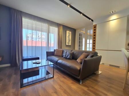 Qender, Toptani Center shesim: Super apartament 2+1+2+verande