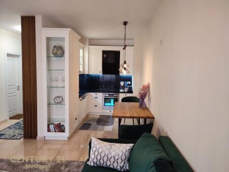APARTAMENT 1+1 ME QIRA – PRANË HARRY FULTZ | KOMPLEKSI PANORAMA