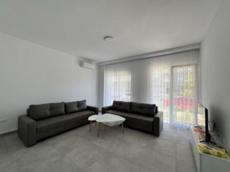 JEPET ME QERA APARTAMENT 1+1, Golem