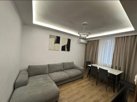 apartament 2+1 me qira tek Garden Building