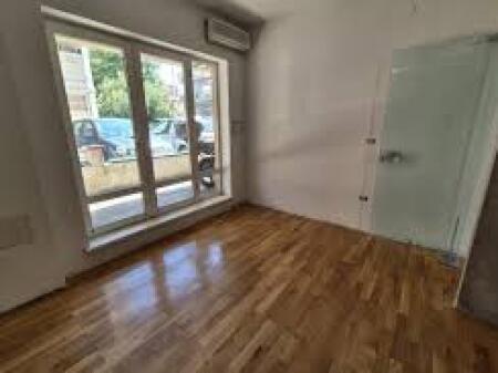 Zyre Me Qera Tek Lake View Residence (ID BZ2683) Tirane
