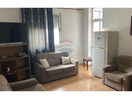 Apartament 1+1 me Qira tek Zogu i ZI !