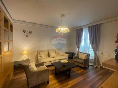 Appartamento Elegante nel Cuore di Tirana !