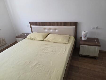Appartamento 1+1 in affitto – Villa L2, Tirana