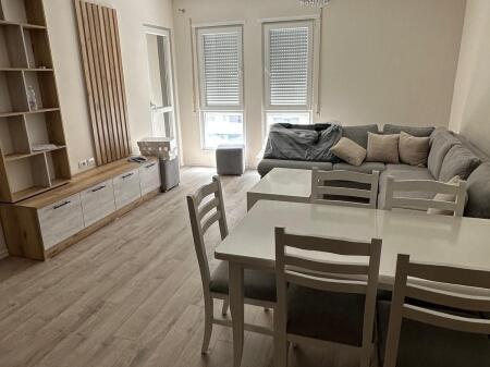For rent 2+1+2 5 MAJI STREET 600 thousand lek